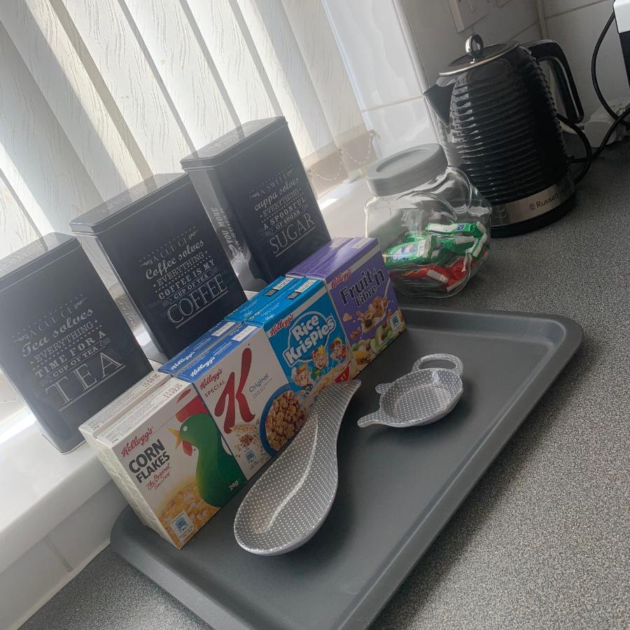 Be My Guest Liverpool - Ground Floor Apartment With Parking 외부 사진