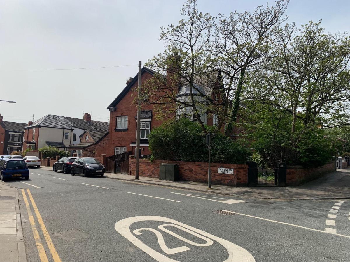 Be My Guest Liverpool - Ground Floor Apartment With Parking 외부 사진