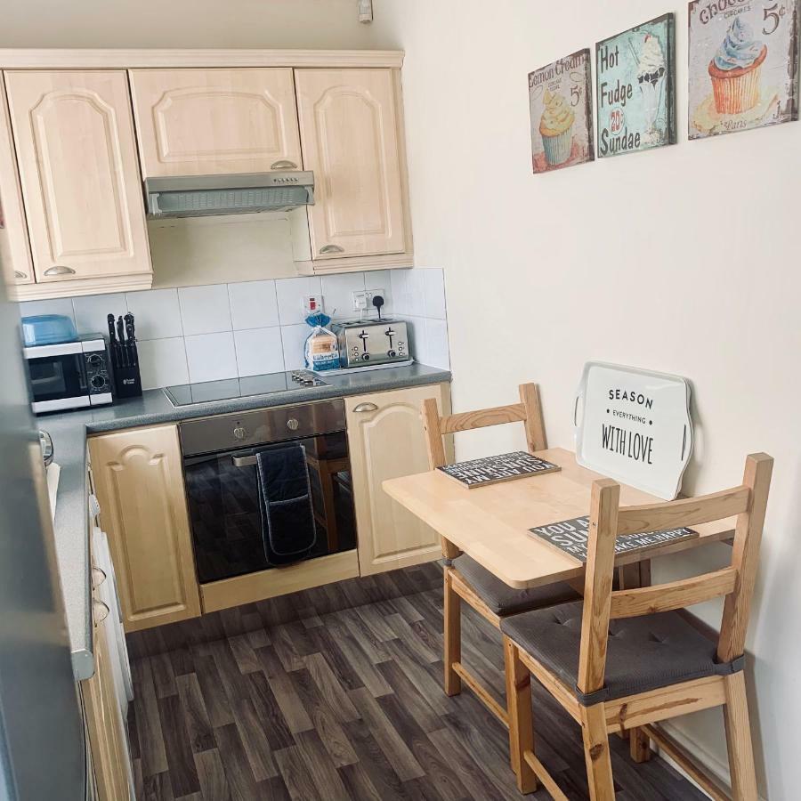 Be My Guest Liverpool - Ground Floor Apartment With Parking 외부 사진